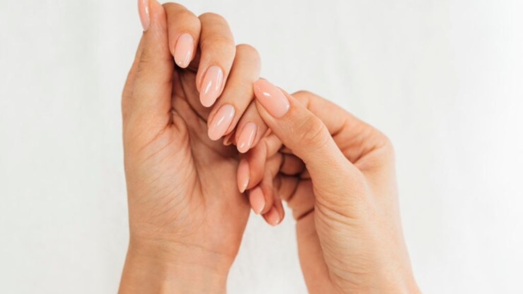 How to get almond shape nails ?